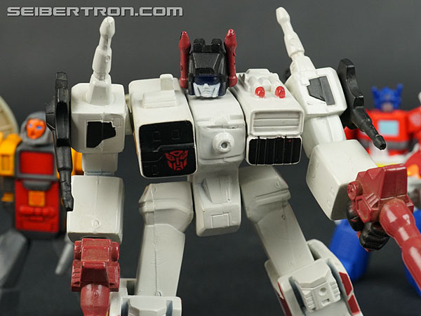 Transformers Heroes of Cybertron Metroplex (Image #42 of 47)