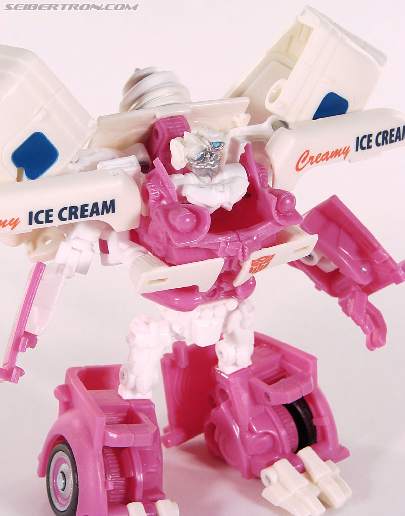 Transformers Revenge of the Fallen Mudflap (Ice Cream Truck) (Image #54 of 96)