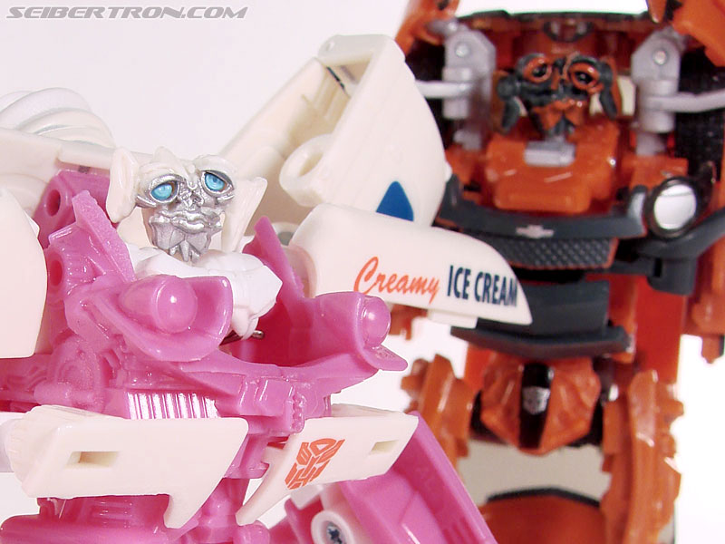 Transformers Revenge of the Fallen Mudflap (Ice Cream Truck) (Image #87 of 96)