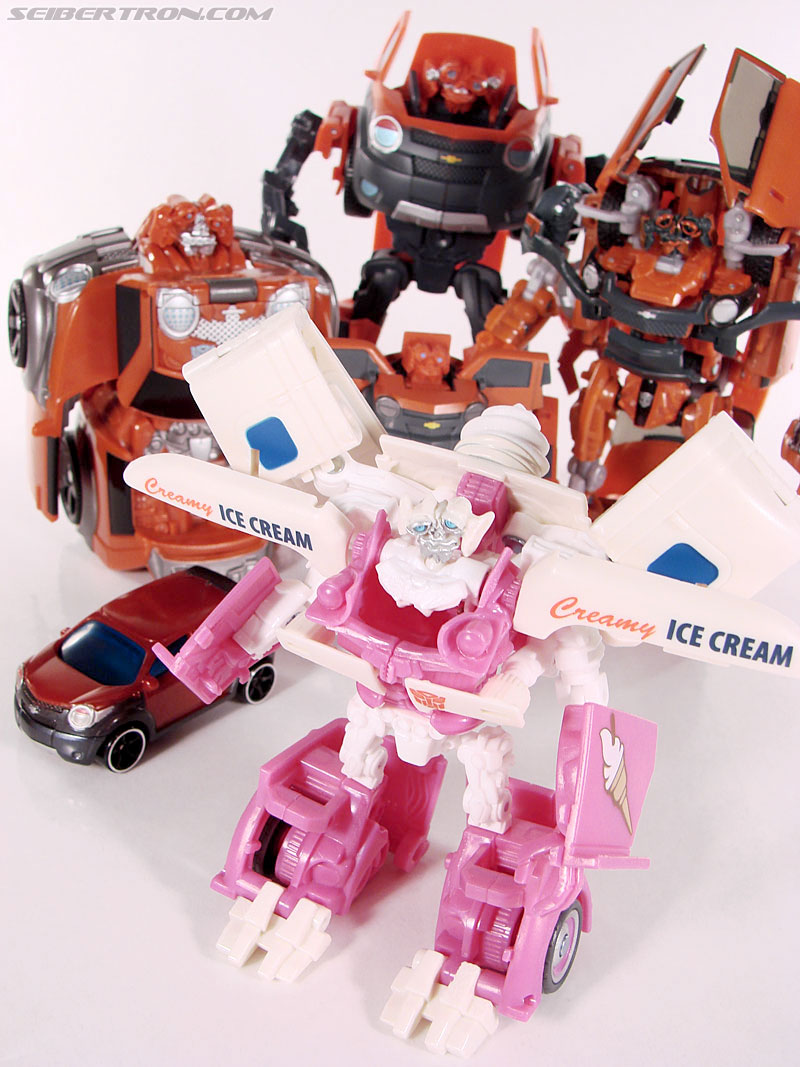 Transformers Revenge of the Fallen Mudflap (Ice Cream Truck) (Image #88 of 96)