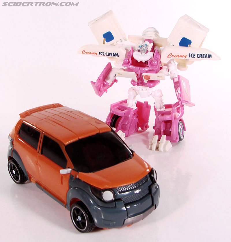 Transformers Revenge of the Fallen Mudflap (Ice Cream Truck) (Image #92 of 96)