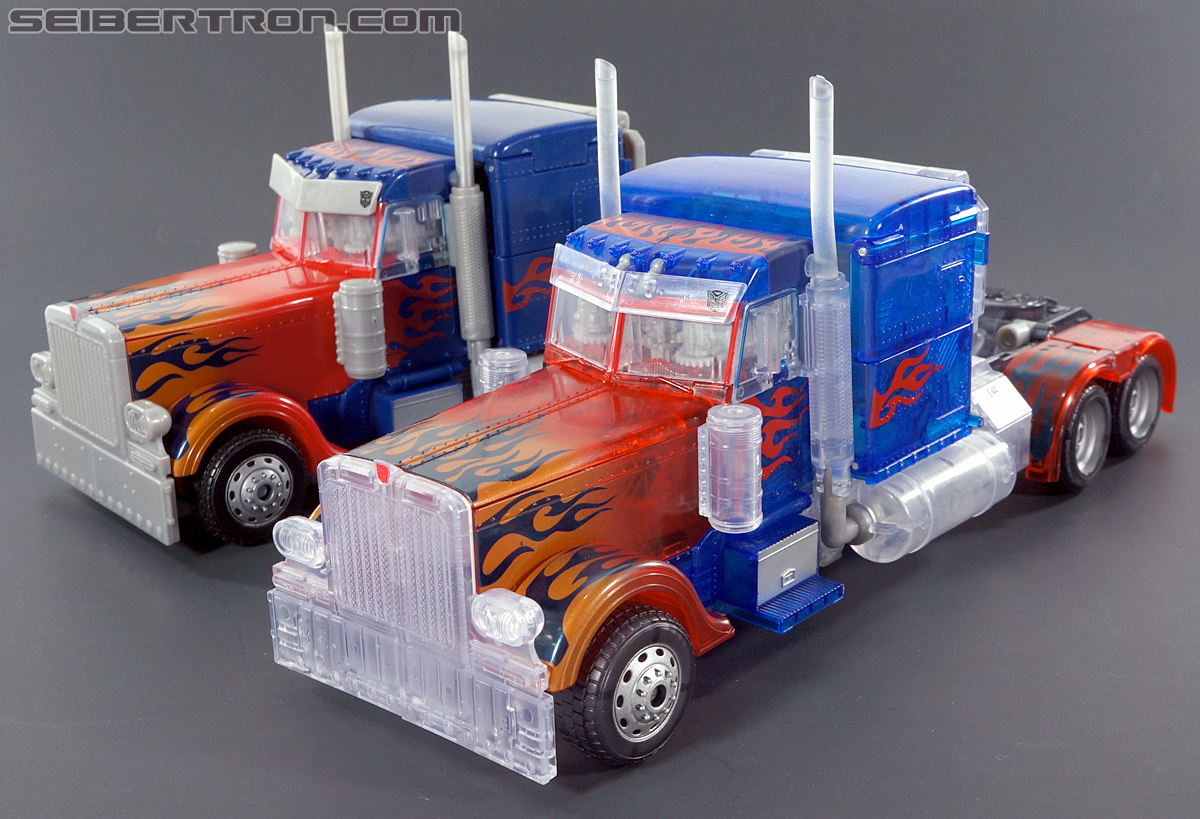 Transformers Revenge of the Fallen Optimus Prime Limited Clear Color Edition (Image #37 of 125)