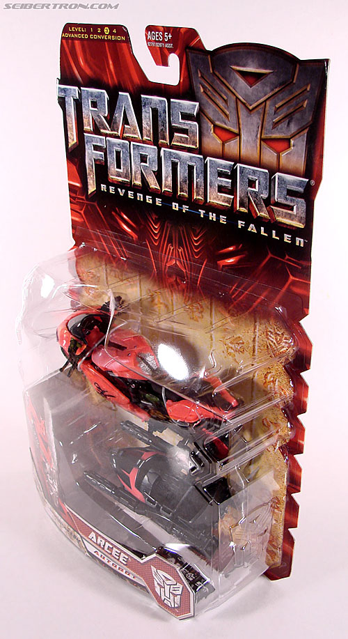 Transformers Revenge of the Fallen Arcee (Image #13 of 109)