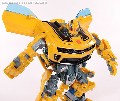 Transformers Revenge of the Fallen Battlefield Bumblebee (Image #136 of 205)