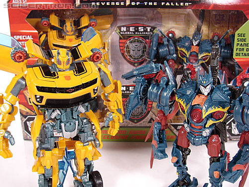 Transformers Revenge of the Fallen Battlefield Bumblebee (Image #197 of 205)