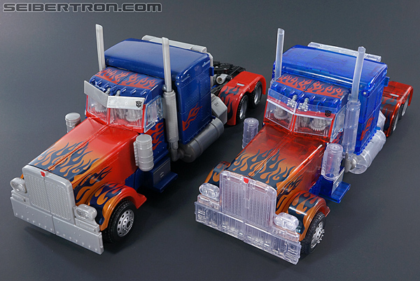 Transformers Revenge of the Fallen Optimus Prime Limited Clear Color Edition (Image #31 of 125)