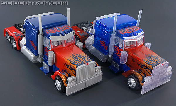Transformers Revenge of the Fallen Optimus Prime Limited Clear Color Edition (Image #32 of 125)