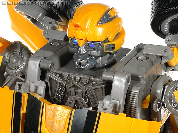 Transformers Revenge of the Fallen Ultimate Bumblebee Battle Charged (Image #120 of 149)