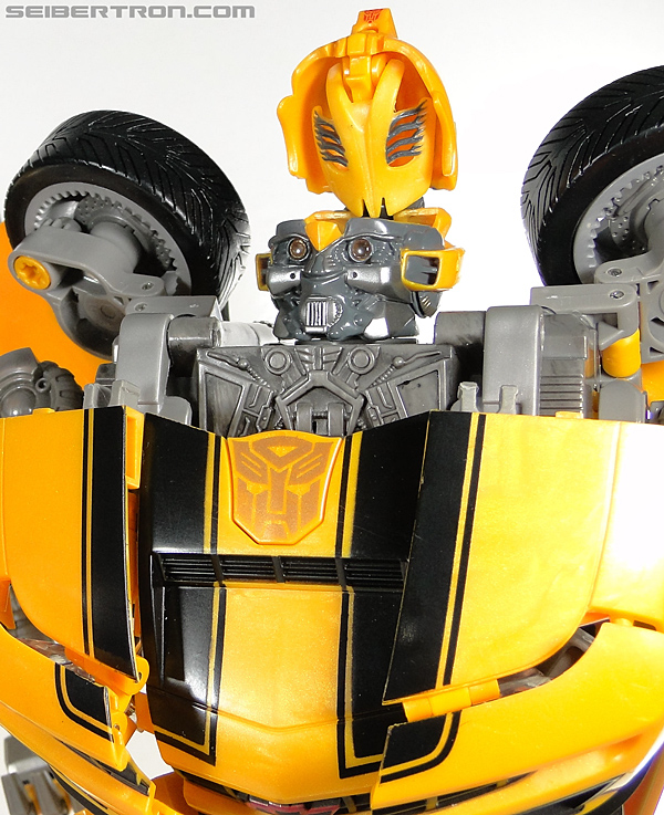 Transformers Revenge of the Fallen Ultimate Bumblebee Battle Charged (Image #134 of 149)