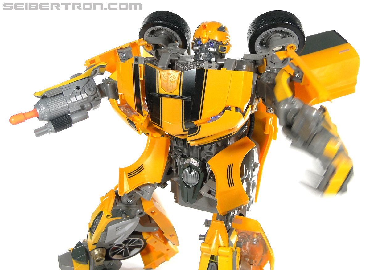 Transformers Revenge of the Fallen Ultimate Bumblebee Battle Charged (Image #92 of 149)