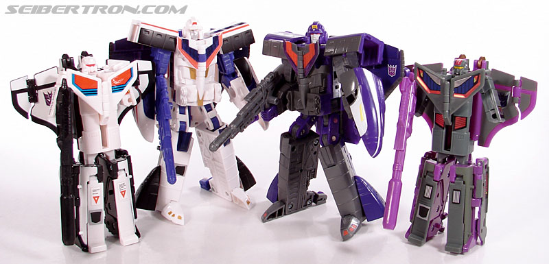 Transformers e-Hobby Exclusives Astrotrain (Image #110 of 132)