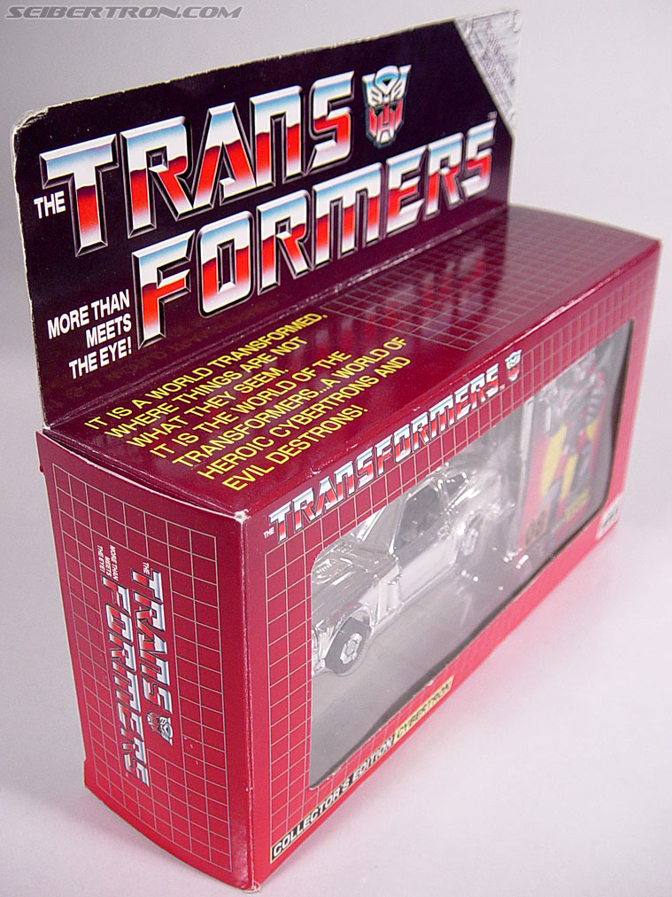 Transformers e-Hobby Exclusives Silver Bluestreak (&quot;Campaign Car&quot; version) (Image #2 of 48)