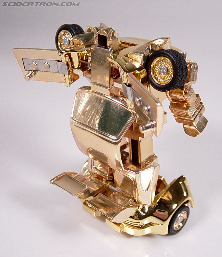 Transformers e-Hobby Exclusives Gold Jazz (Golden Lagoon version) (Image #32 of 55)