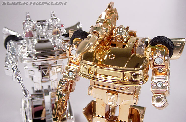Transformers e-Hobby Exclusives Gold Jazz (Golden Lagoon version) (Image #45 of 55)