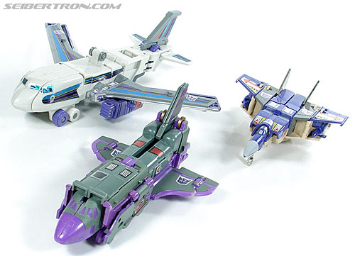 Transformers e-Hobby Exclusives Astrotrain (Image #39 of 132)