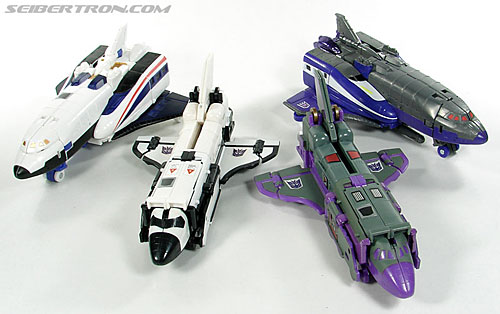 Transformers e-Hobby Exclusives Astrotrain (Image #50 of 132)