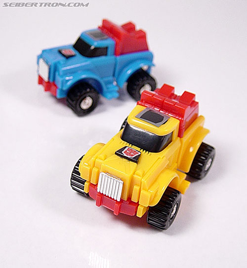 Transformers e-Hobby Exclusives Smallfoot Toy Gallery (Image #1 of 27)