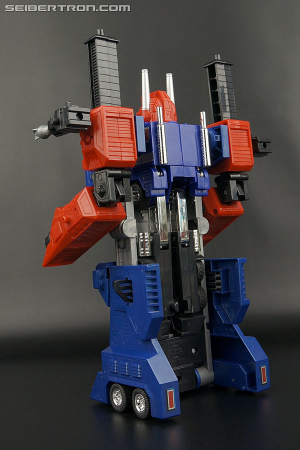 Transformers Generation One Diaclone Ultra Magnus (Movie Preview Version Ultra Magnus) (Image #159 of 203)