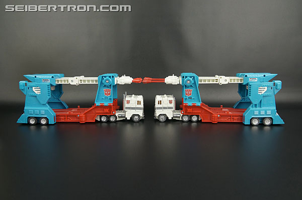 Transformers Generation One Ultra Magnus (Reissue) (Image #54 of 231)