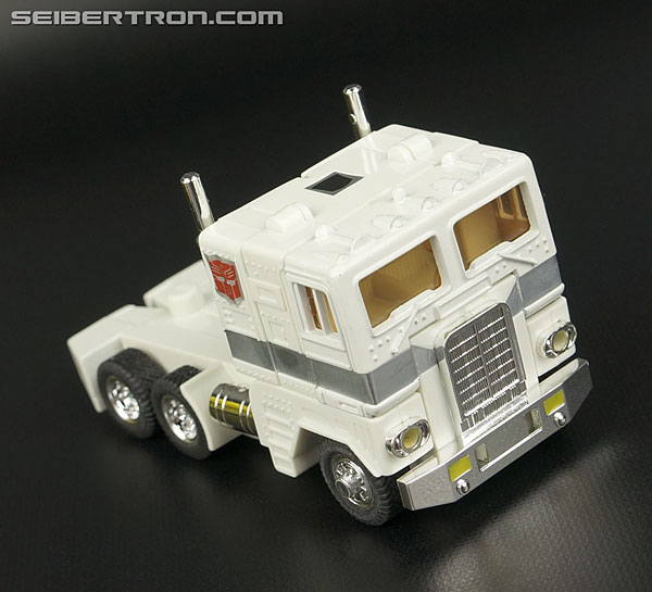 Transformers Generation One Ultra Magnus (Reissue) (Image #66 of 231)