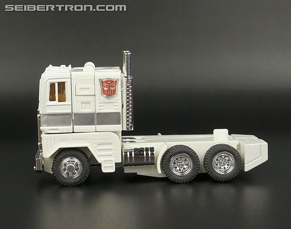 Transformers Generation One Ultra Magnus (Reissue) (Image #73 of 231)