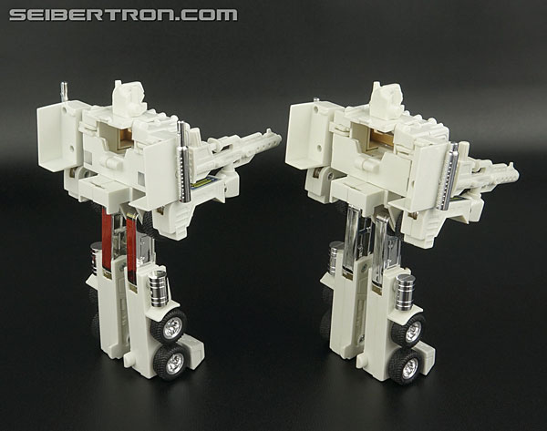 Transformers Generation One Ultra Magnus (Reissue) (Image #139 of 231)