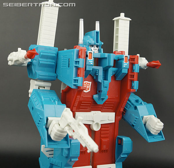 Transformers Generation One Ultra Magnus (Reissue) (Image #168 of 231)