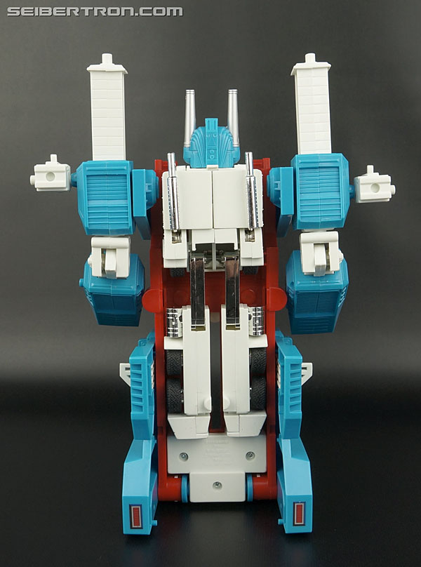 Transformers Generation One Ultra Magnus (Reissue) (Image #176 of 231)