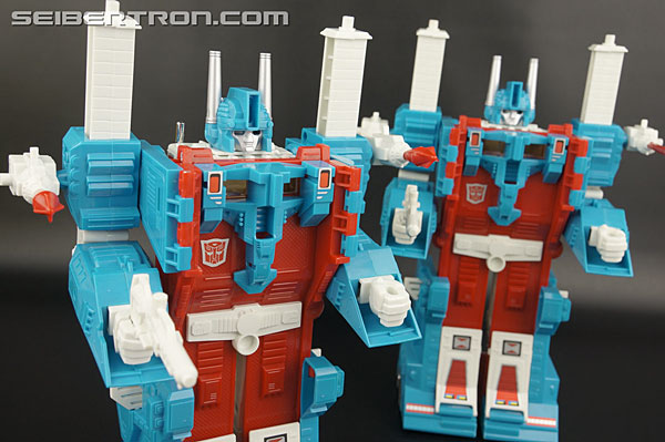 Transformers Generation One Ultra Magnus (Reissue) (Image #208 of 231)