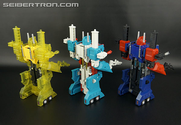 Transformers Generation One Ultra Magnus (Reissue) (Image #214 of 231)