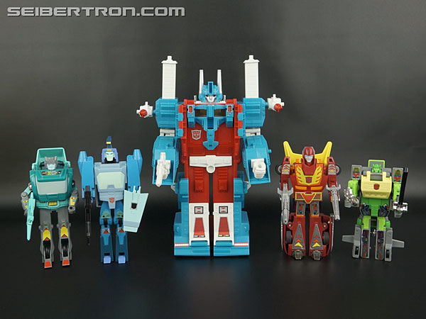 Transformers Generation One Ultra Magnus (Reissue) (Image #224 of 231)