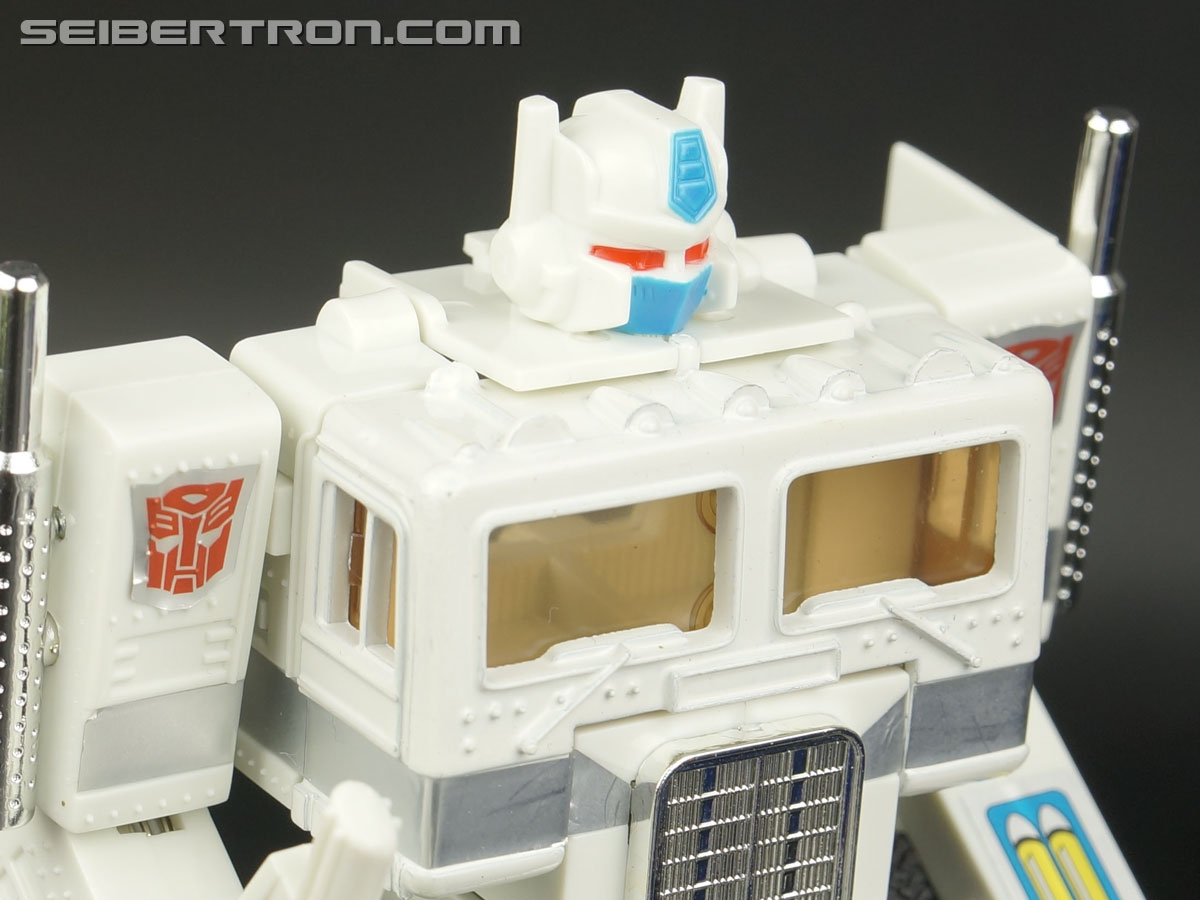 Transformers Generation One Ultra Magnus (Reissue) (Image #108 of 231)