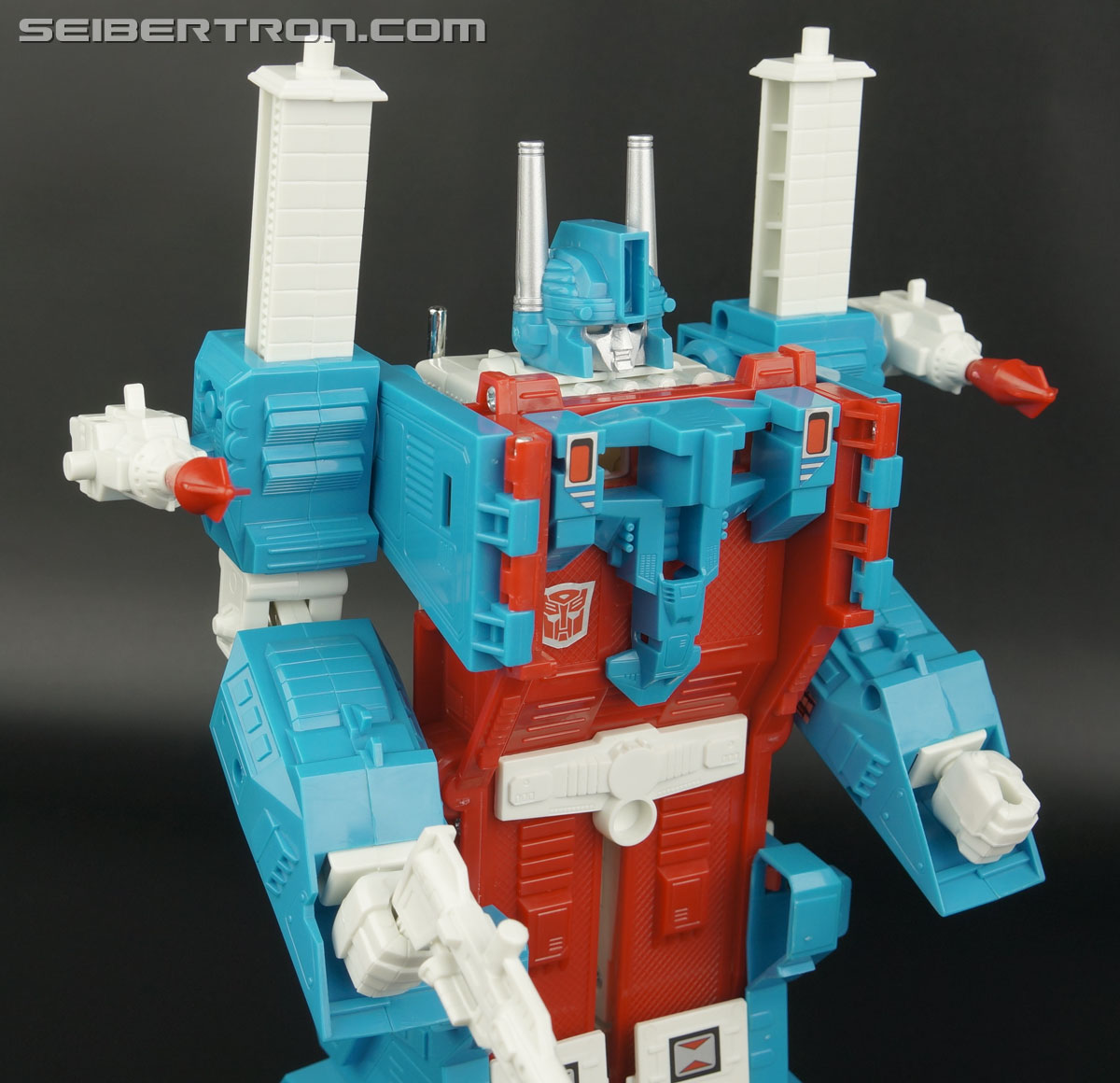 Transformers Generation One Ultra Magnus (Reissue) (Image #166 of 231)