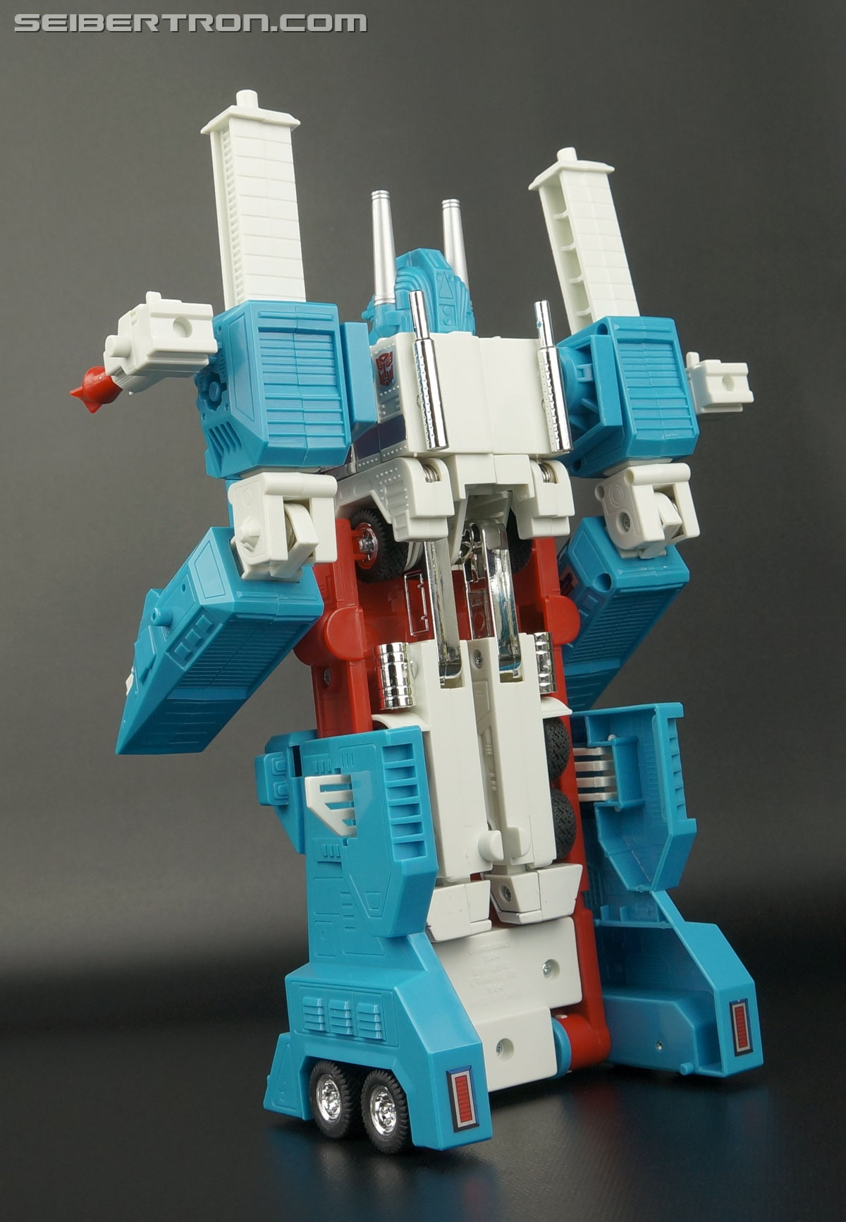 Transformers Generation One Ultra Magnus (Reissue) (Image #177 of 231)