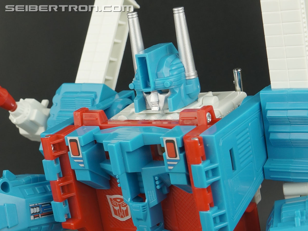 Transformers Generation One Ultra Magnus (Reissue) (Image #191 of 231)