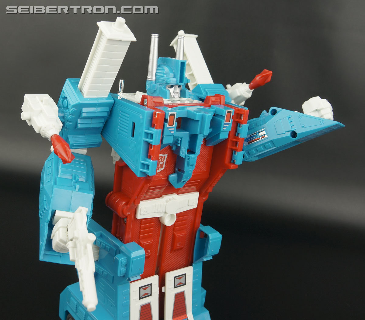 Transformers Generation One Ultra Magnus (Reissue) (Image #193 of 231)