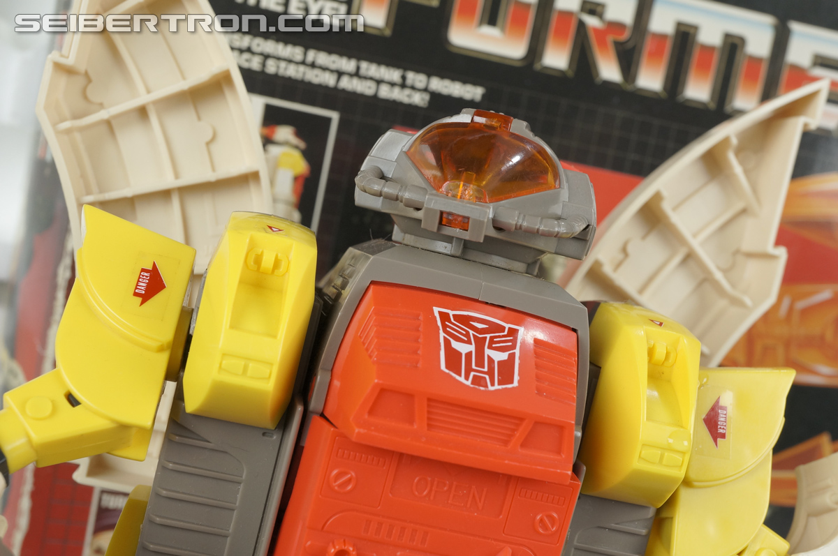 Transformers G1 1985 Omega Supreme (Image #133 of 141)