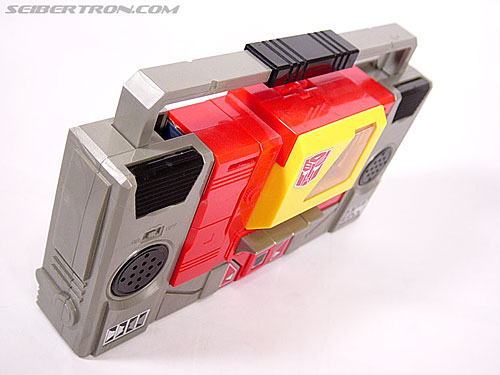 Transformers G1 1985 Blaster (Broadcast) (Image #7 of 35)