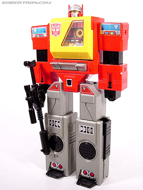 Transformers G1 1985 Blaster (Broadcast) (Image #17 of 35)