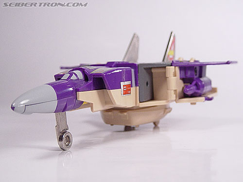 Transformers G1 1985 Blitzwing (Image #24 of 50)