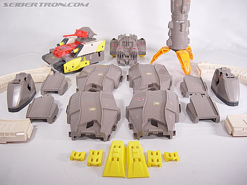 Transformers G1 1985 Omega Supreme (Image #62 of 141)