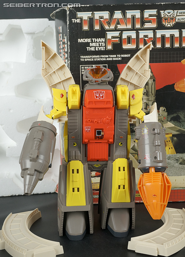 Transformers G1 1985 Omega Supreme (Image #124 of 141)