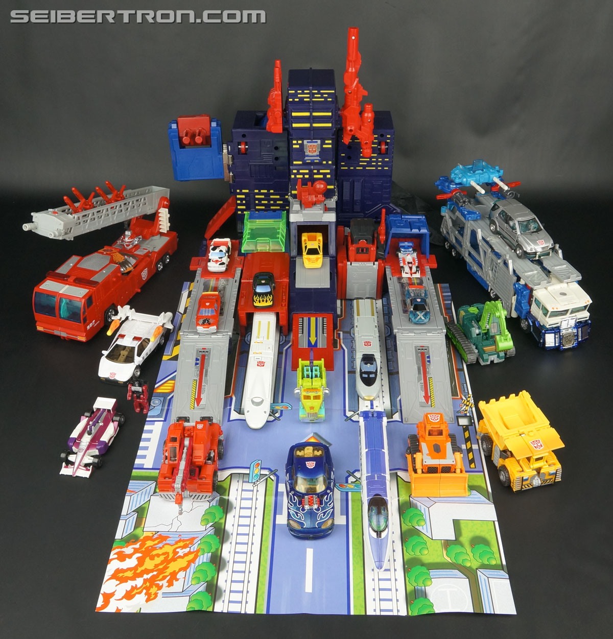 Transformers Car Robots Fortress Maximus (Brave Maximus) (Image #95 of 311)