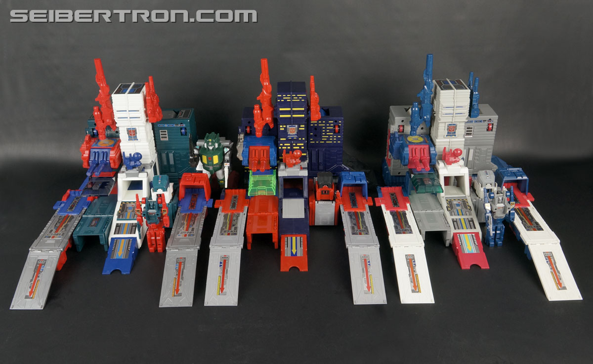 Transformers Car Robots Fortress Maximus (Brave Maximus) (Image #148 of 311)