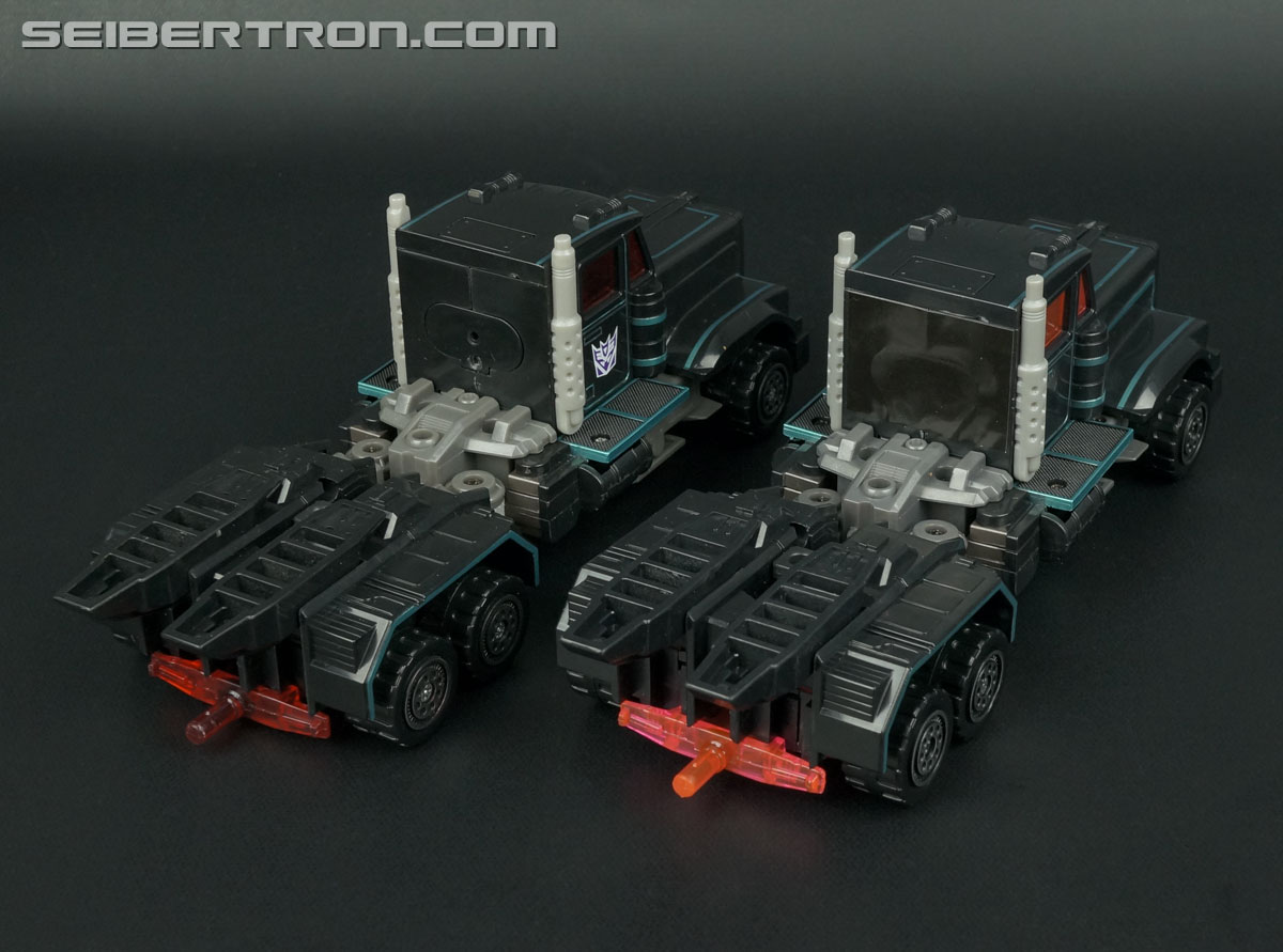 Transformers Car Robots Scourge (Black Convoy) (Image #59 of 203)