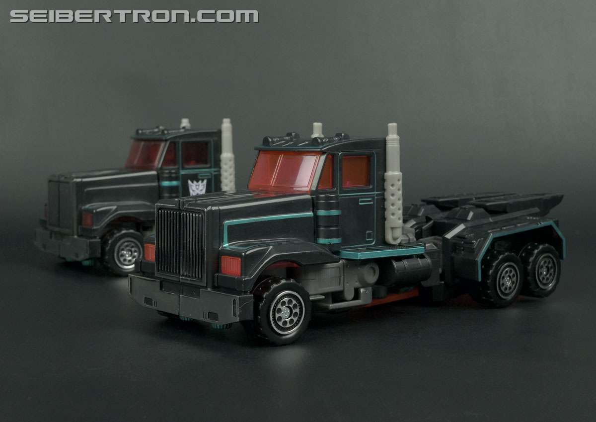 Transformers Car Robots Scourge (Black Convoy) (Image #65 of 203)