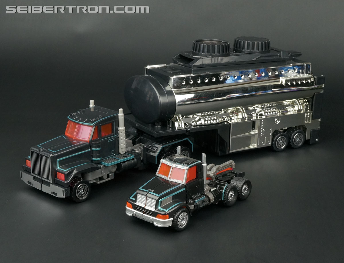 Transformers Car Robots Scourge (Black Convoy) (Image #69 of 203)