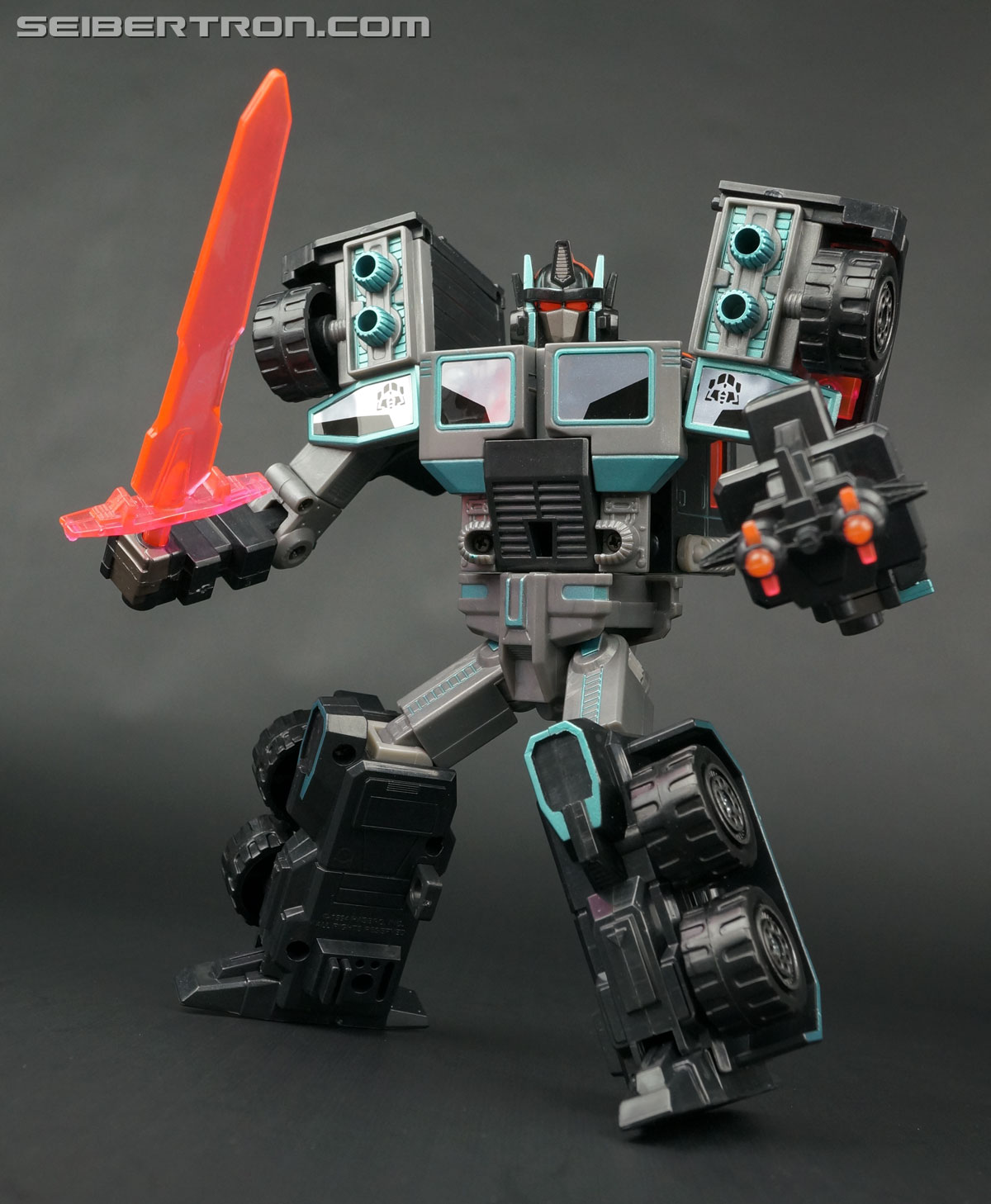 Transformers Car Robots Scourge (Black Convoy) (Image #122 of 203)