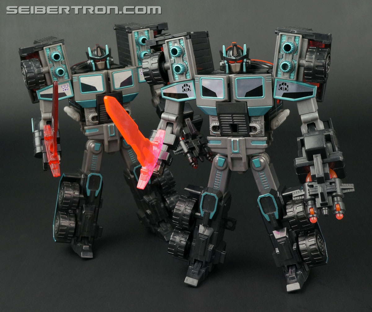 Transformers Car Robots Scourge (Black Convoy) (Image #178 of 203)