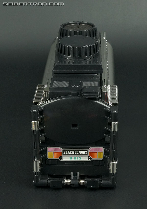Transformers Car Robots Scourge (Black Convoy) (Image #26 of 203)
